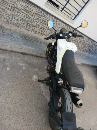 Husqvarna Vitpilen 401 año 2019