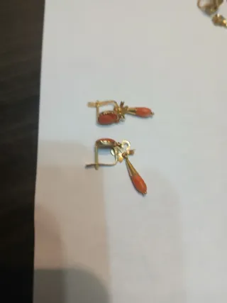 Pendientes Oro 18k Coral