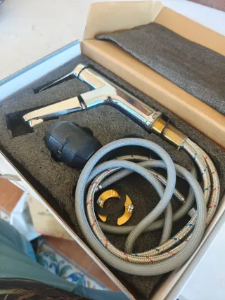 Grifo extensible lavabo oro/plata