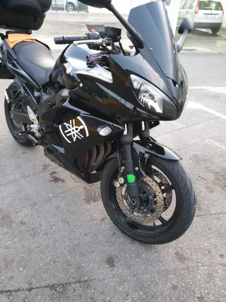 Yamaha FZ6 S2 Negra