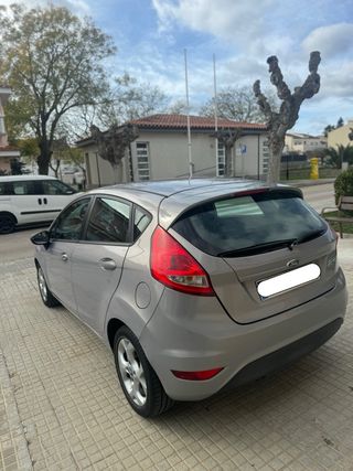 Ford Fiesta 2011