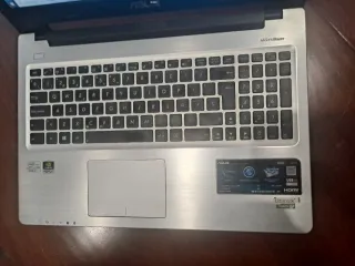 Portátil ASUS S56CM Plata y Negro