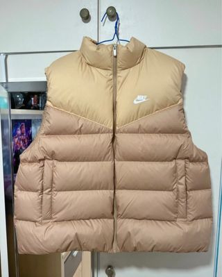Chaleco Nike Beige Talla XL Nuevo sin uso
