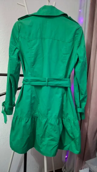 Trench marca Blanco, color Verde, Talla M (38)