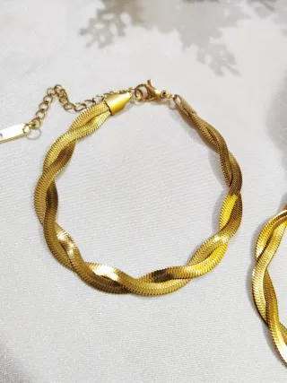 Conjunto Cadena y Pulsera de acero bañado en oro