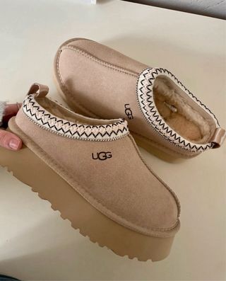 Ugg Tazz // 37 Novas