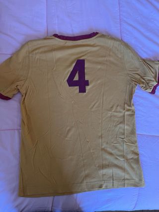 Camiseta Puma Vintage Amarilla anaranjada