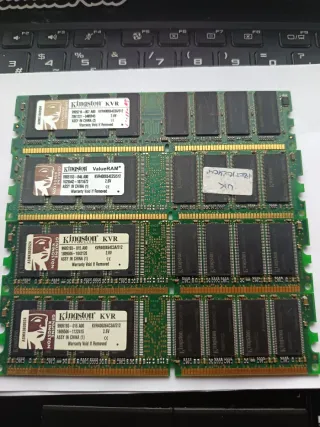 4x Kingston KVR 512MB DDR RAM