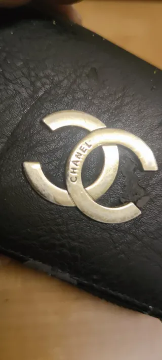 Cartera Chanel Negra y Dorada