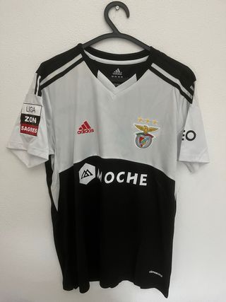 Camisola Futebol LUISÃO Nº 4