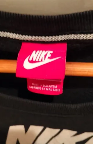 Sudadera Nike Negra Logo Futura