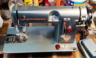 Restauración / reparación maquinas de coser