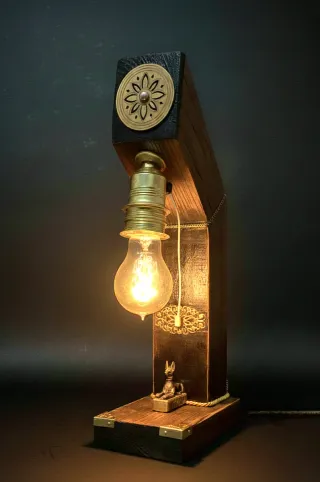 Lámpara Artesanal Madera y Metal