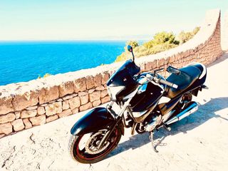 Motocicleta Suzuki Inazuma 250cc