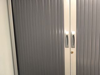 Armario metálico oficina profesional persiana