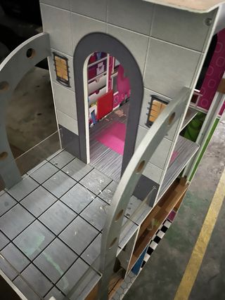 Casa de muñecas 1 metro de alto (solo maqueta)