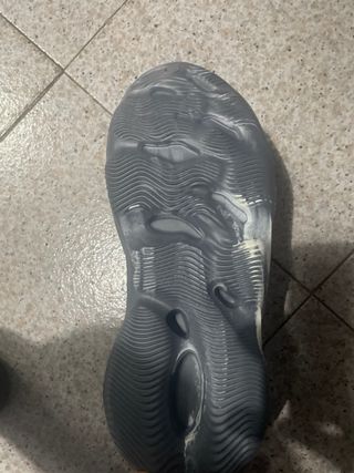Yeezy Foam Runner Beige/Gris PRECIO NEGOCIABLE