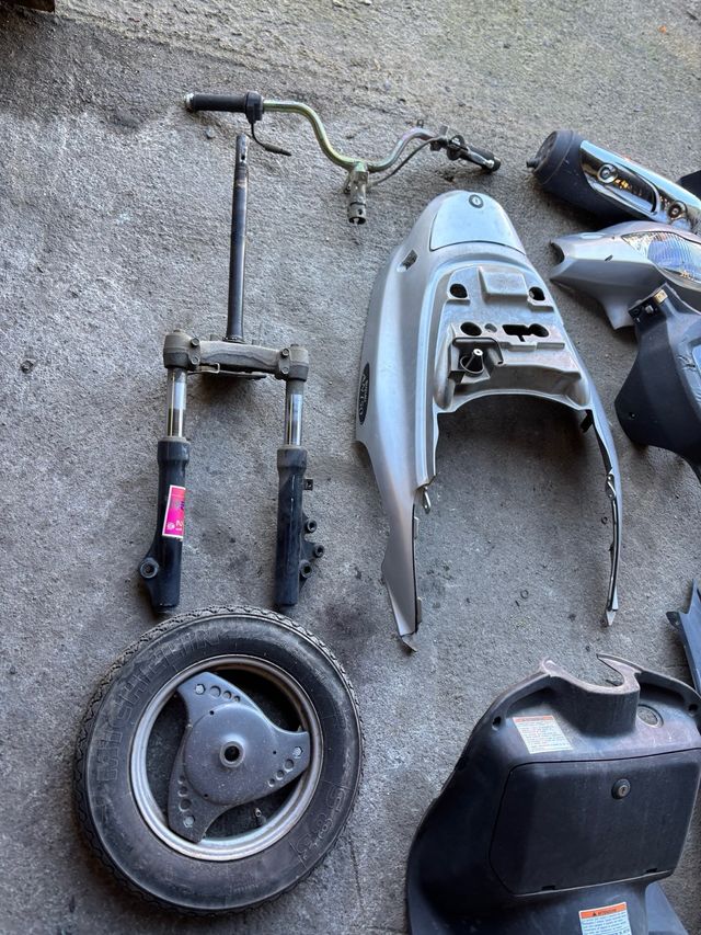 Despiece Suzuki AN 150 CC