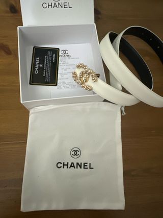 Cinturón con Logo Dorado y Perlas Calidad!! C.caja