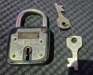 Candado 1924 con 2 llaves