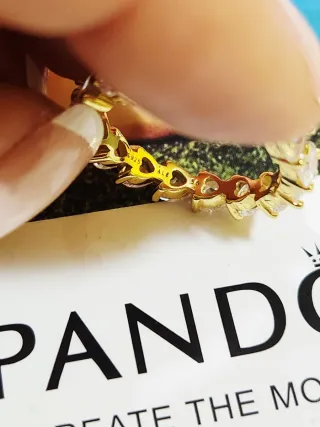 Anillo Pandora Corazones Brillantes Timeless. T56