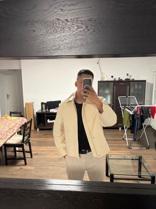 Chaqueta Zara Beige Talla M con etiqueta