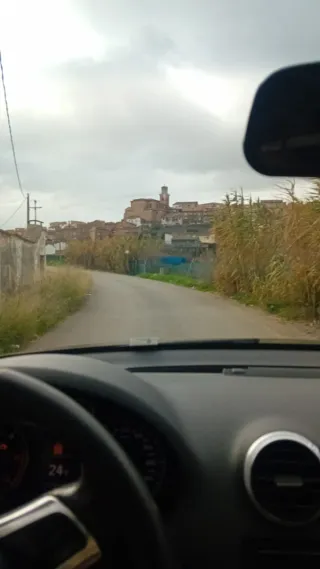 Huerto con caseta carravana pozo vallado entero