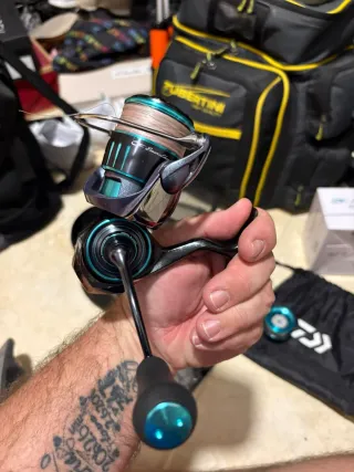 Carrete Daiwa Emeraldas RX LT2500