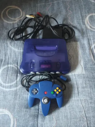 Nintendo 64 Morada Transparente Cables mando azul