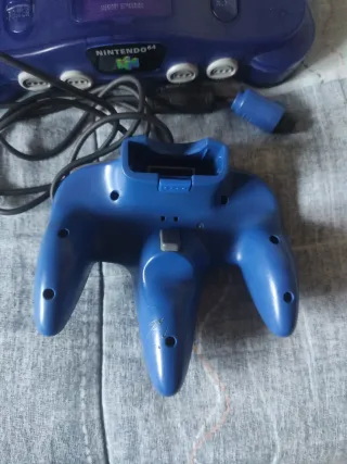 Nintendo 64 Morada Transparente Cables mando azul