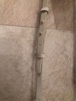 Bolso Parfois beige acolchado cadena