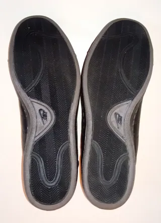 Deportivos Nike Unisex Negros