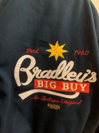 Cazadora Stranger Things Pull&Bear Azul