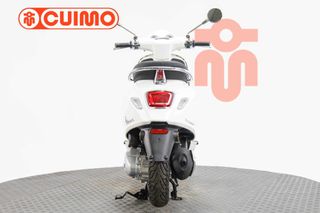 VESPA PRIMAVERA 125