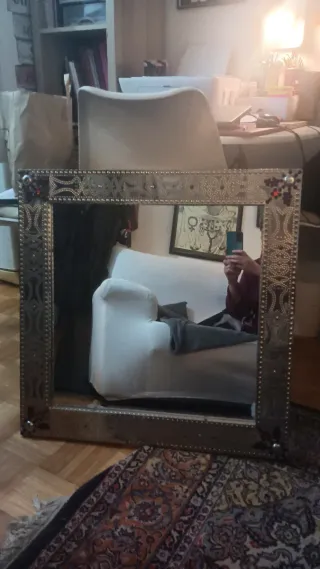 Specchio da trucco decorato