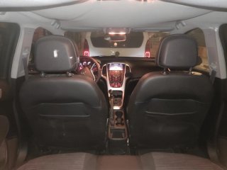 Opel Astra 2014