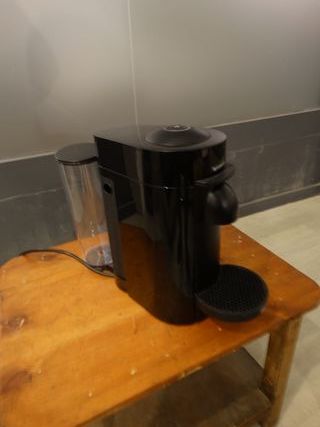 Cafetera Nespresso Vertuo Plus DeLonghi