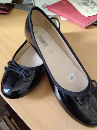 Bailarinas nuevas de charol N°38