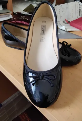Bailarinas nuevas de charol N°38