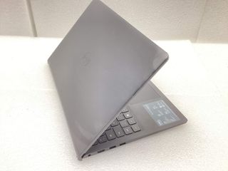 pc portatil dell inspiron 15 3520