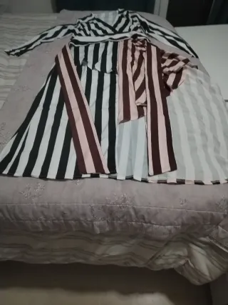 Vestido rayas blanco, negro y rosa