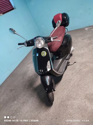 Vespa Primavera 50 2T Negro