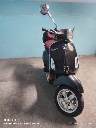 Vespa Primavera 50 2T Negro