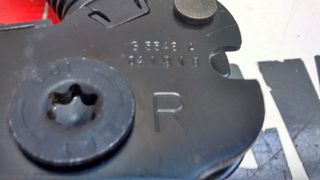 2S6AA61208AC PRETENSOR DERECHA - CINTURON DELANTERO DERECHO FORD FIESTA 5ª GENER. 2002-2003-2004-2005, 5ª GENER. 2005-2006...