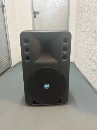 Altavoz RCF ART 300