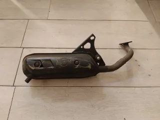 Tubo de escape Jog antigua