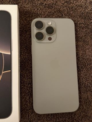 iPhone 16 Pro Max 256 GB Plata