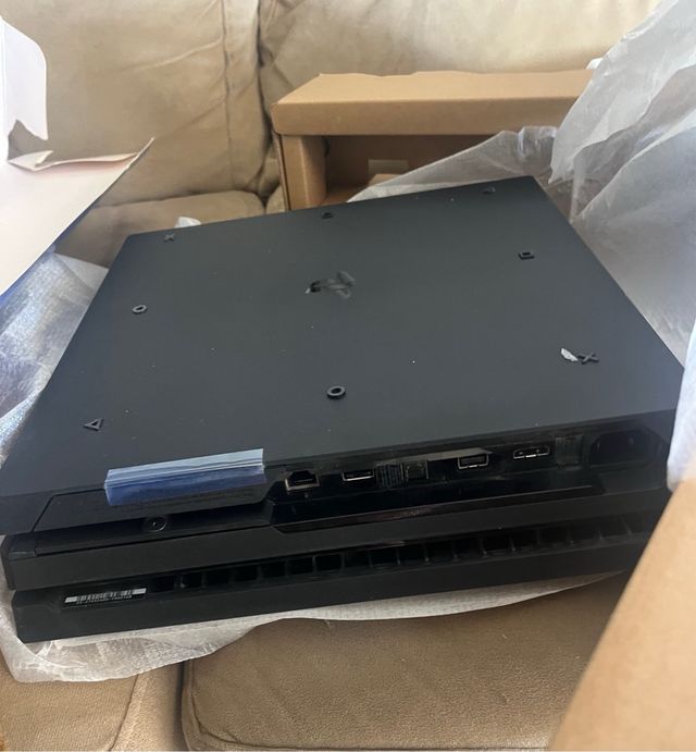 Consola Sony PS4 Pro 1TB Jet Black