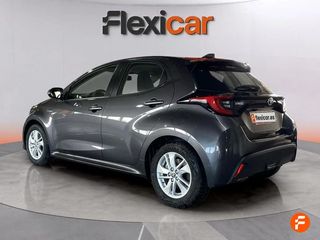 Toyota Yaris 1.5 120H Business Plus