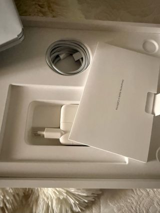 Macbook Air M4 256 GB. 13 pulgadas